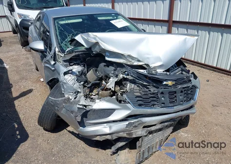 2018 Chevrolet Cruze Ls z USA, uszkodzony, nr VIN 1G1BC5SMAJ7131319